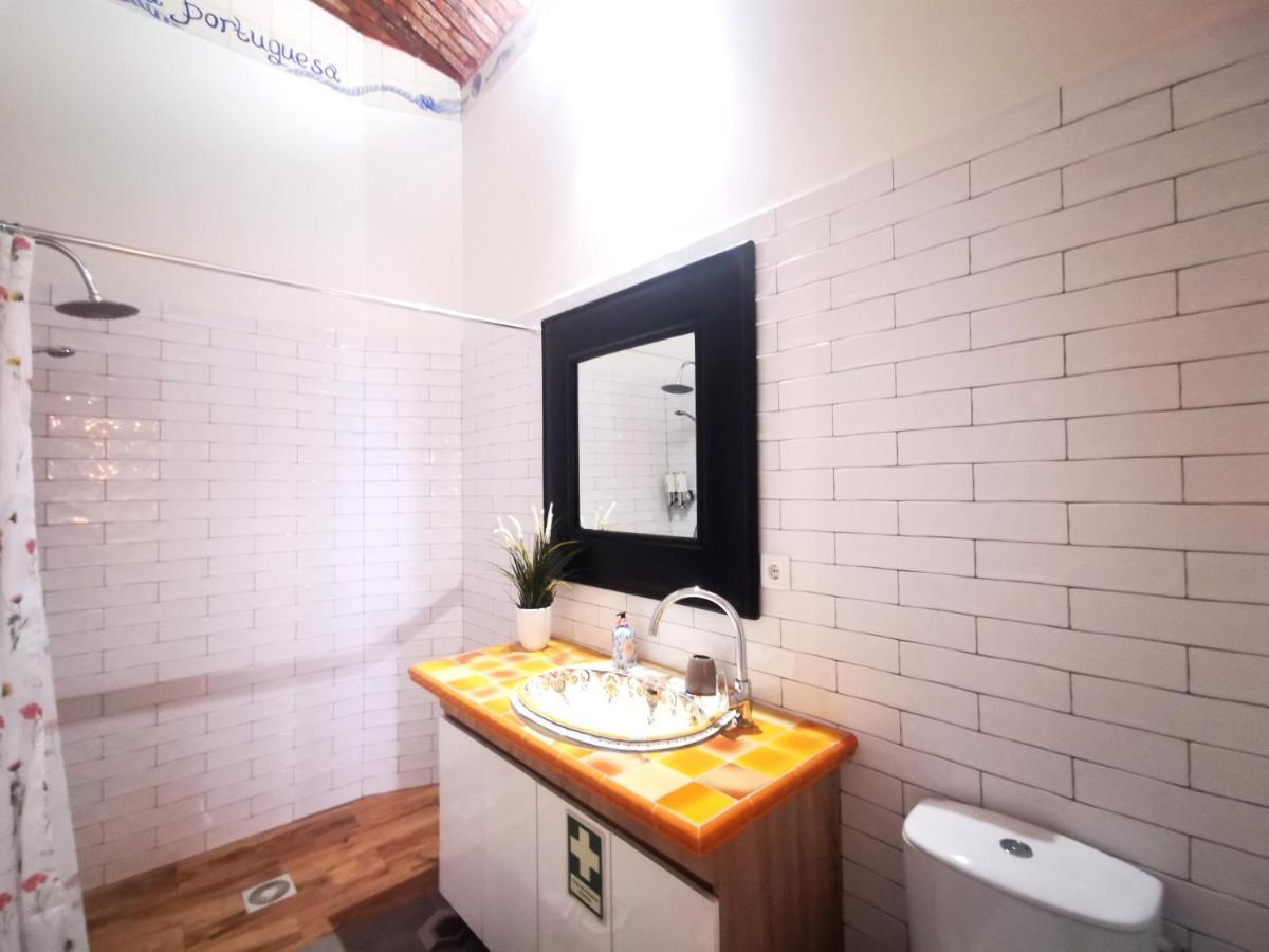 פורטימאו Charming Portuguese Style Apartment, For Rent "Vida A Portuguesa", "Fruta Or Polvo" Alojamento Local מראה חיצוני תמונה